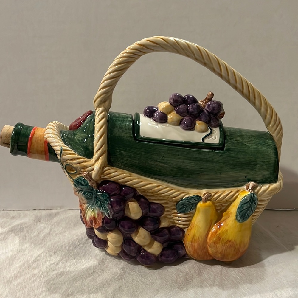 Fitz and Floyd wine decanter from the Omnibus collection in 1996.